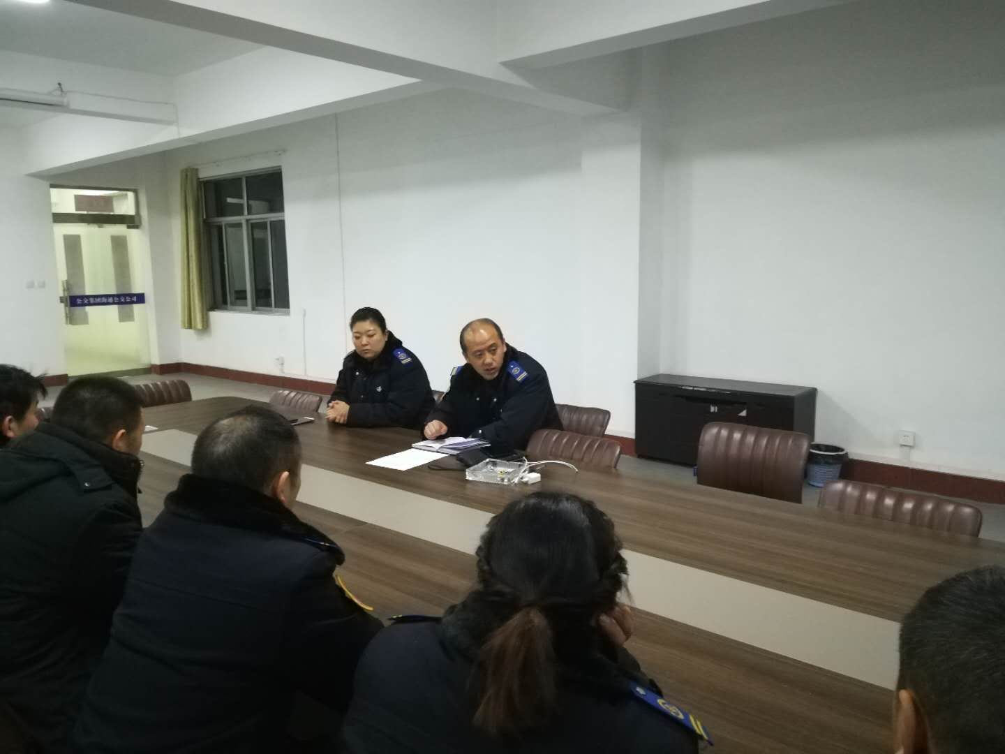 公交集團(tuán)公交事業(yè)一部召開服務(wù)標(biāo)準(zhǔn)化示范線創(chuàng)建動(dòng)員大會(huì)